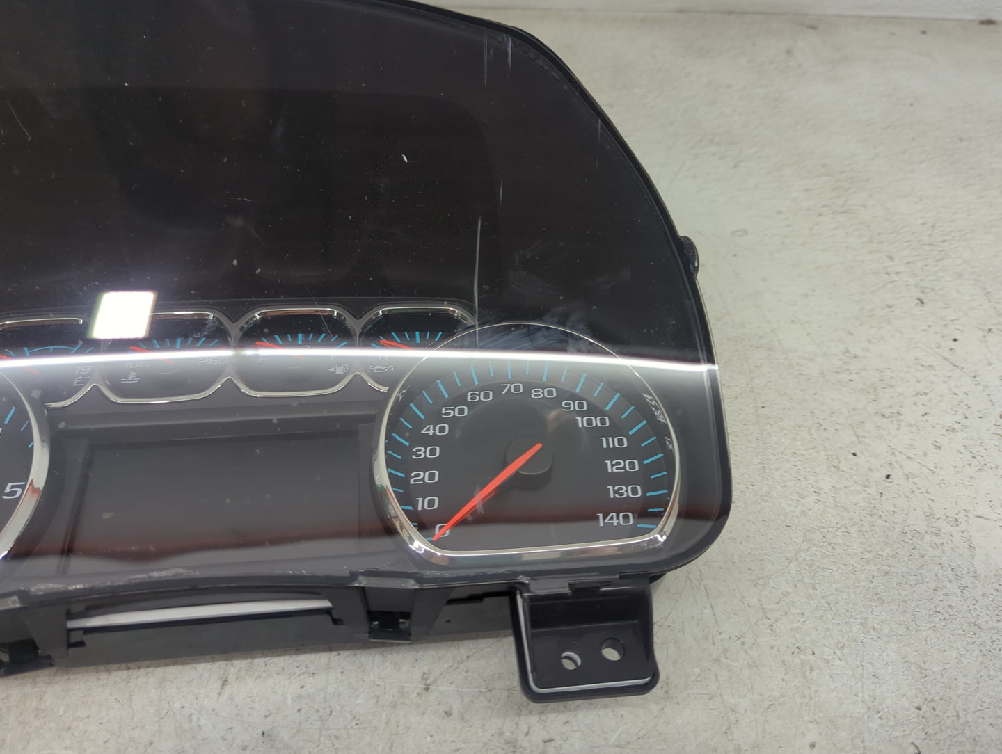 2015 Chevrolet Tahoe Instrument Cluster Speedometer Gauges P/N:23459635 84258809, 81281209, 1114337AG0X5JN60 Miles:113K Fits