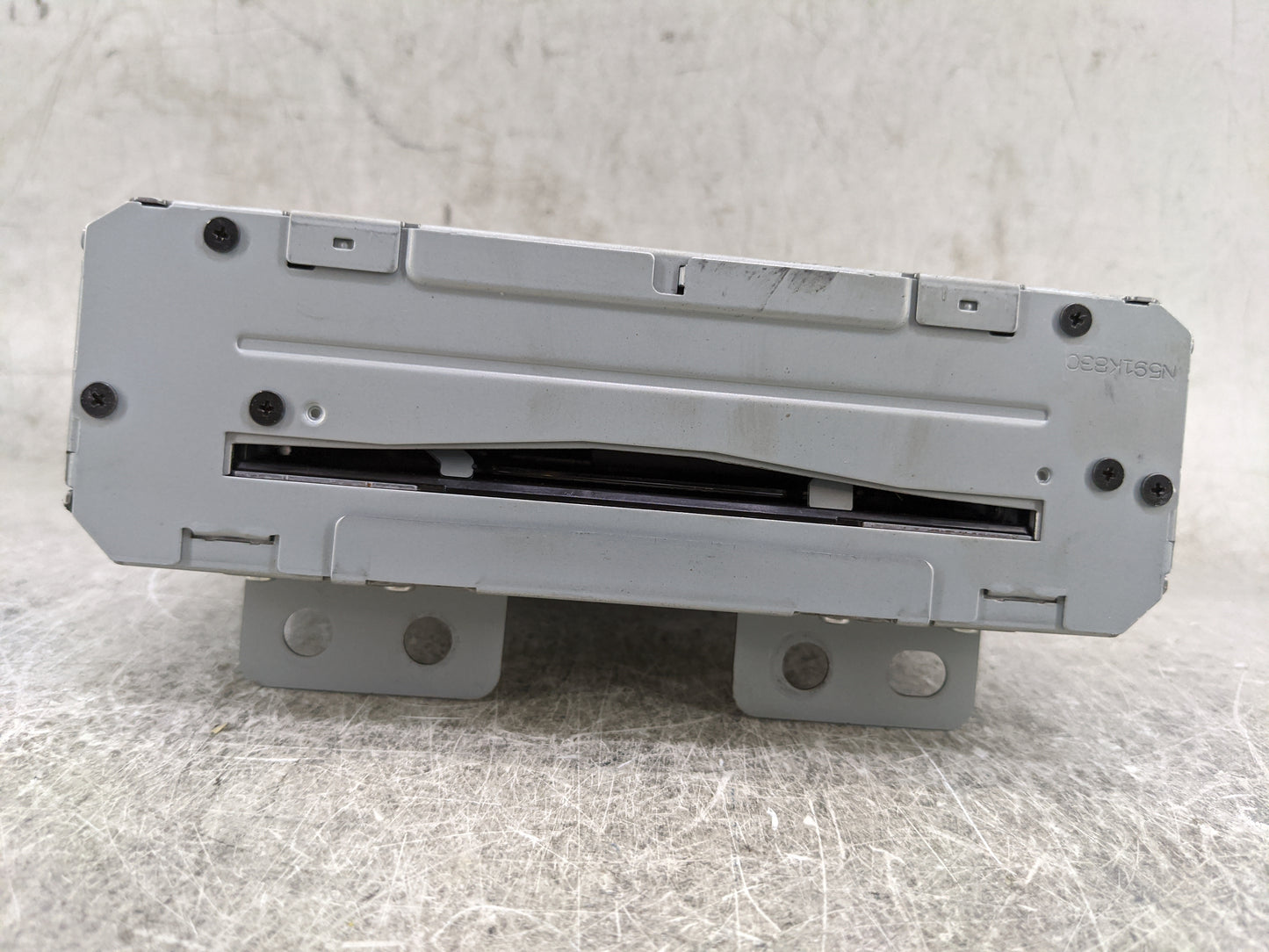 2015 Chevrolet Tahoe Radio AM FM Cd Player Receiver Replacement P/N:23487132 BD-1GW5K2X-D, 421304423 Fits OEM Used Auto Part