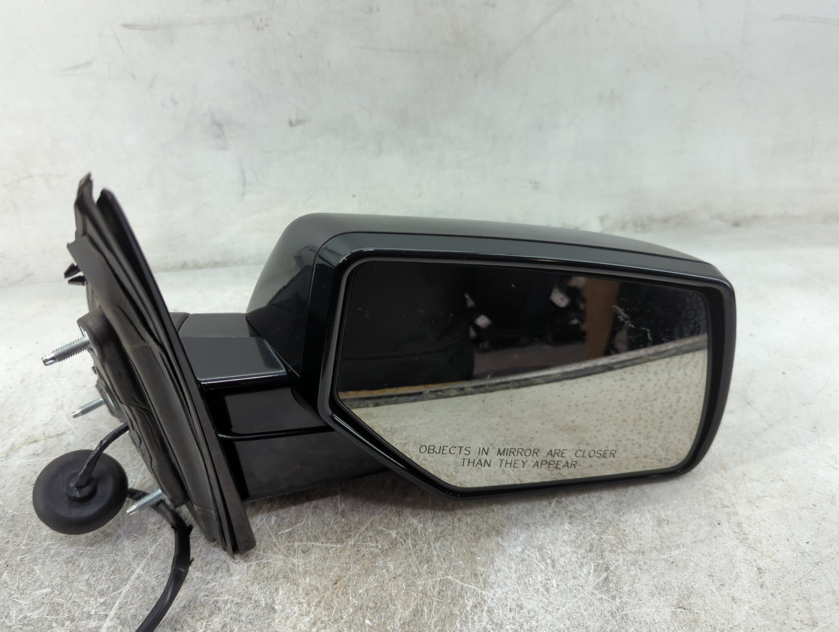 2015-2020 Chevrolet Tahoe Passenger Side View Mirror - Right Door Mirror OEM Used - Oemusedautoparts1.com