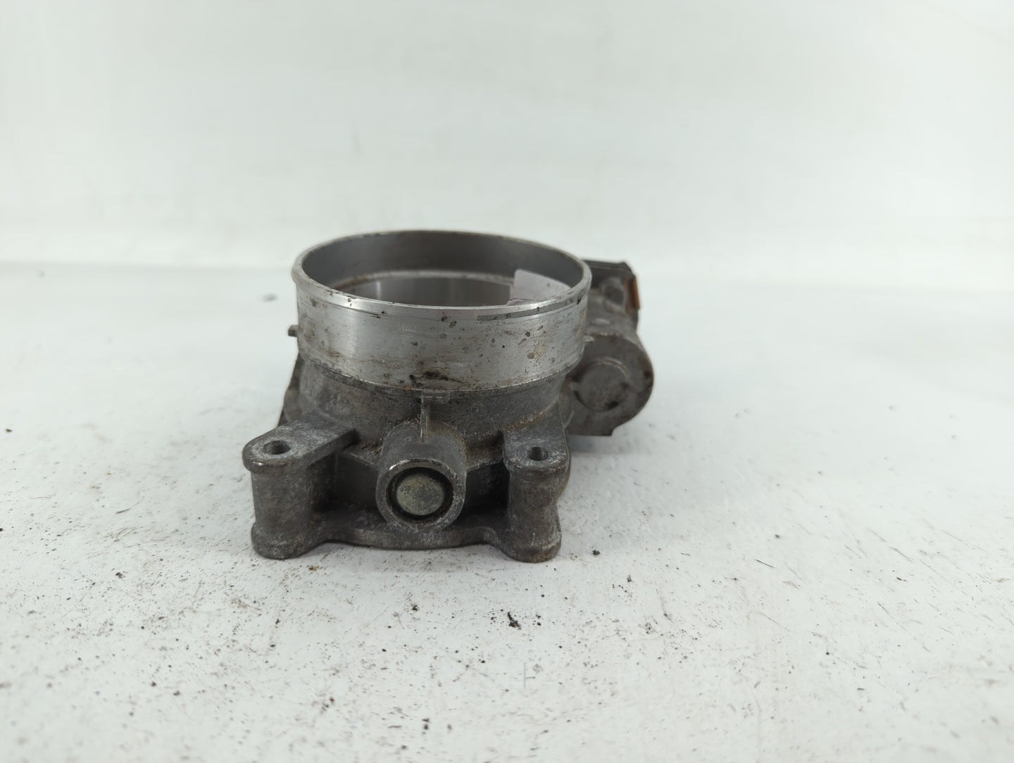 2015-2022 Chevrolet Tahoe Throttle Body P/N:12617792 12678224 Fits Fits 2014 2015 2016 2017 2018 2019 2020 2021 2022 OEM Use
