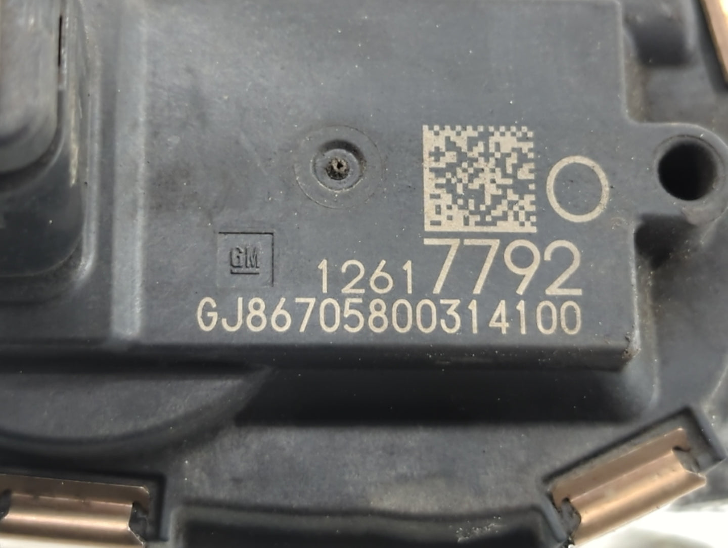 2015-2022 Chevrolet Tahoe Throttle Body P/N:12617792 12678224 Fits Fits 2014 2015 2016 2017 2018 2019 2020 2021 2022 OEM Use