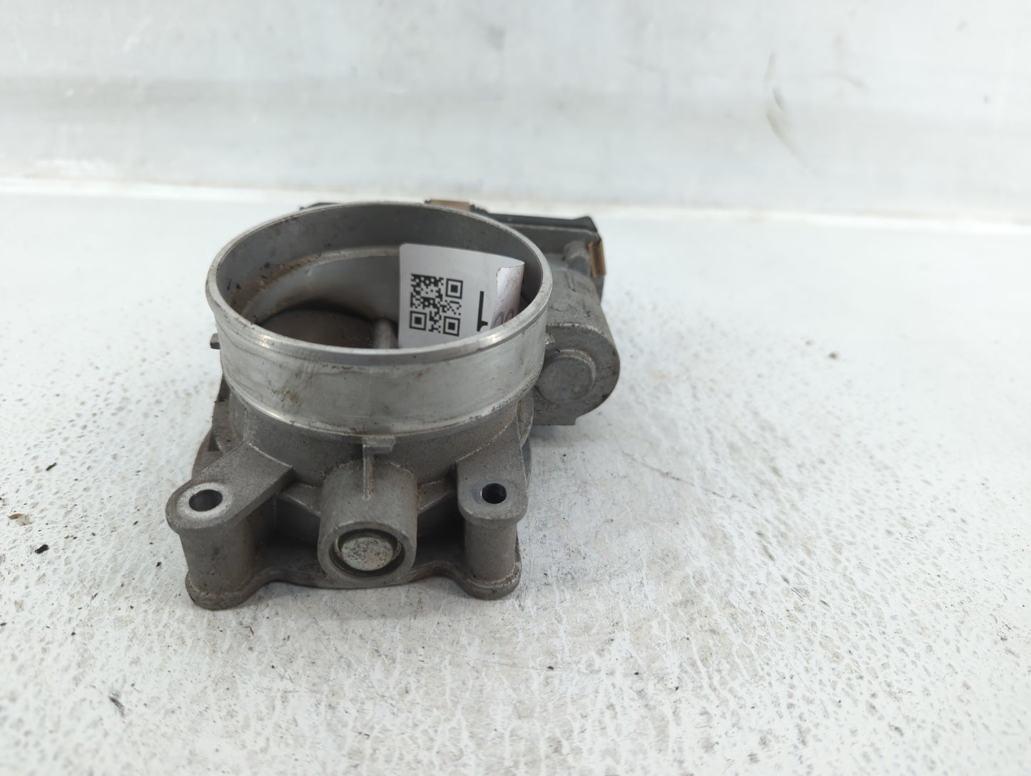 2015-2022 Chevrolet Tahoe Throttle Body P/N:12617792 Fits Fits 2014 2015 2016 2017 2018 2019 2020 2021 2022 OEM Used Auto Pa