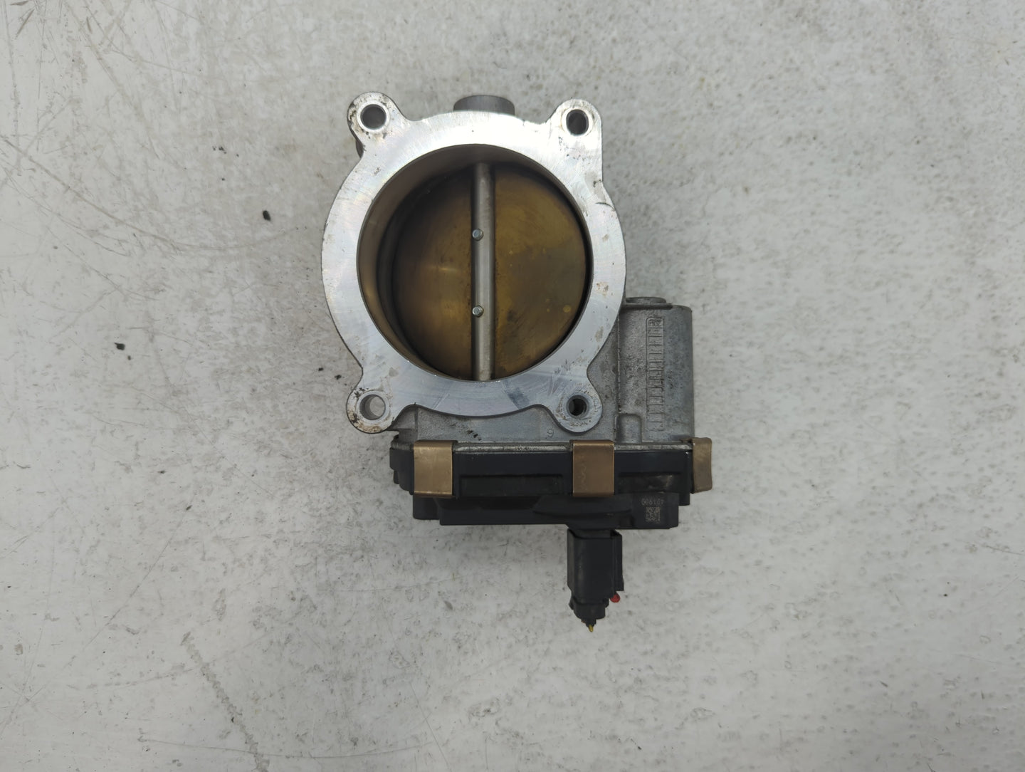 2015-2022 Chevrolet Tahoe Throttle Body P/N:12617792 Fits Fits 2014 2015 2016 2017 2018 2019 2020 2021 2022 OEM Used Auto Pa
