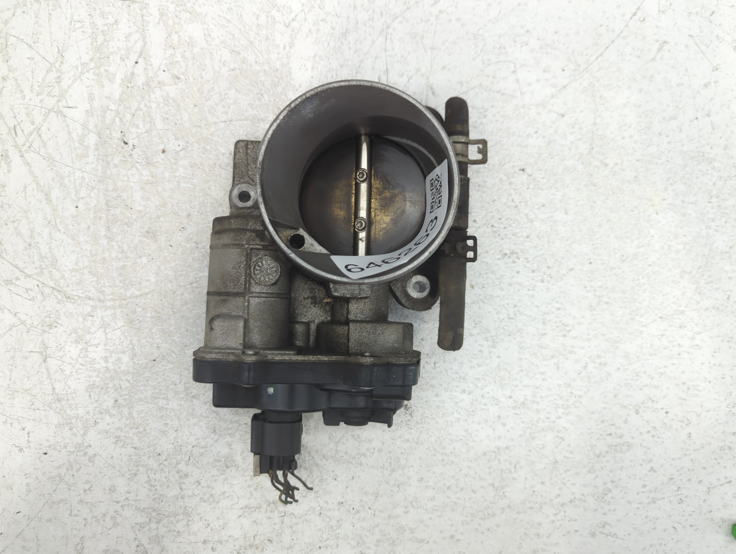 2015-2022 Chevrolet Tahoe Throttle Body P/N:161272 Fits Fits 2014 2015 2016 2017 2018 2019 2020 2021 2022 OEM Used Auto Part