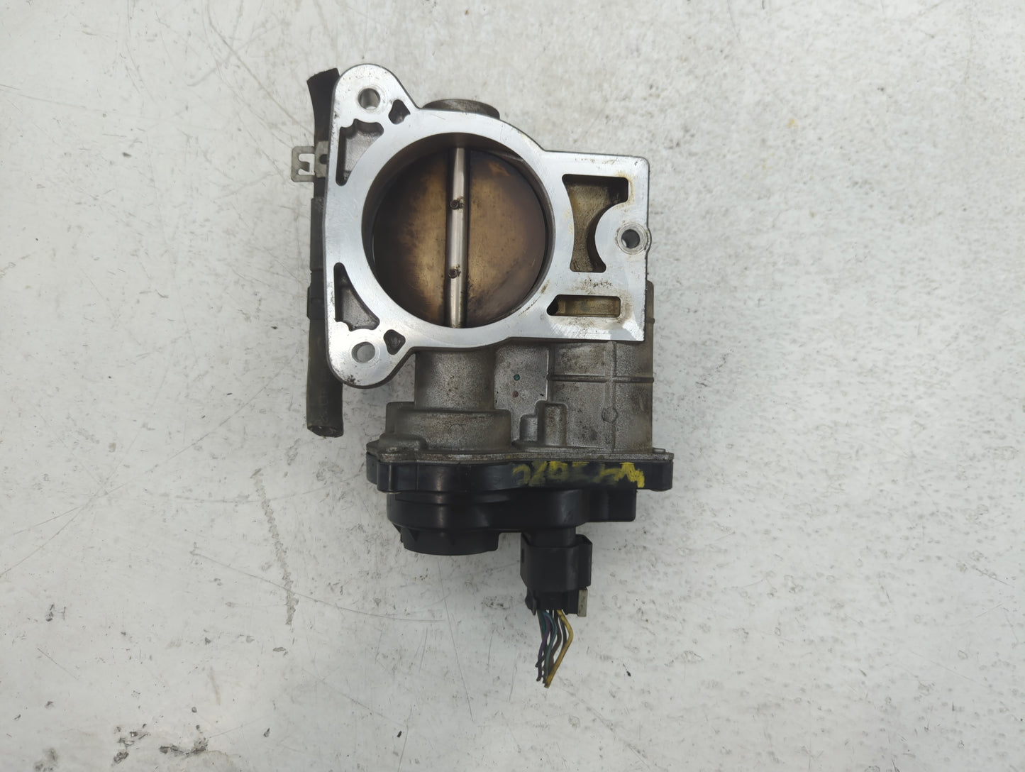 2015-2022 Chevrolet Tahoe Throttle Body P/N:161272 Fits Fits 2014 2015 2016 2017 2018 2019 2020 2021 2022 OEM Used Auto Part