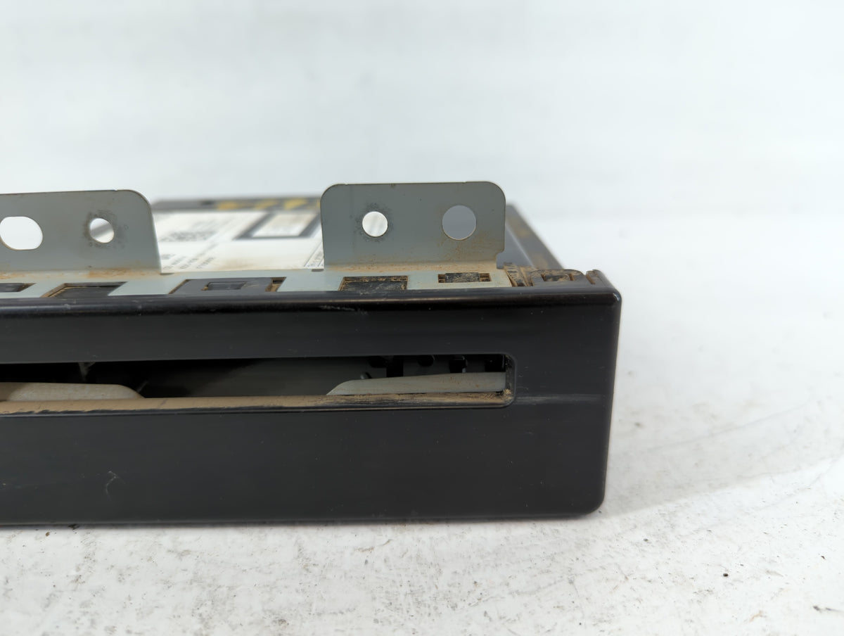 2015-2016 Chevrolet Tahoe Am Fm Cd Player Radio Receiver 716902 - Oemusedautoparts1.com