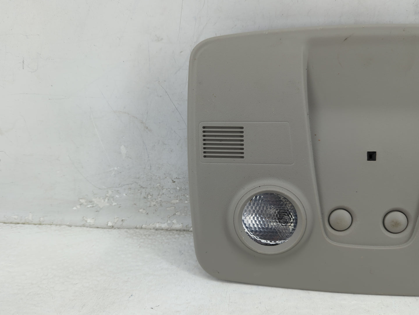 Chevrolet Traverse Overhead Roof Console Interior Dome Light - Oemusedautoparts1.com