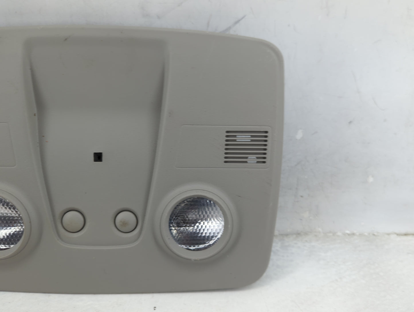 Chevrolet Traverse Overhead Roof Console Interior Dome Light - Oemusedautoparts1.com