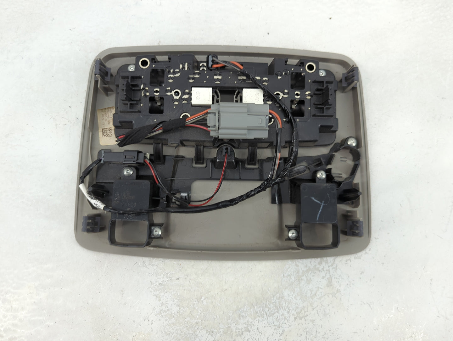 Chevrolet Traverse Overhead Roof Console Interior Dome Light - Oemusedautoparts1.com
