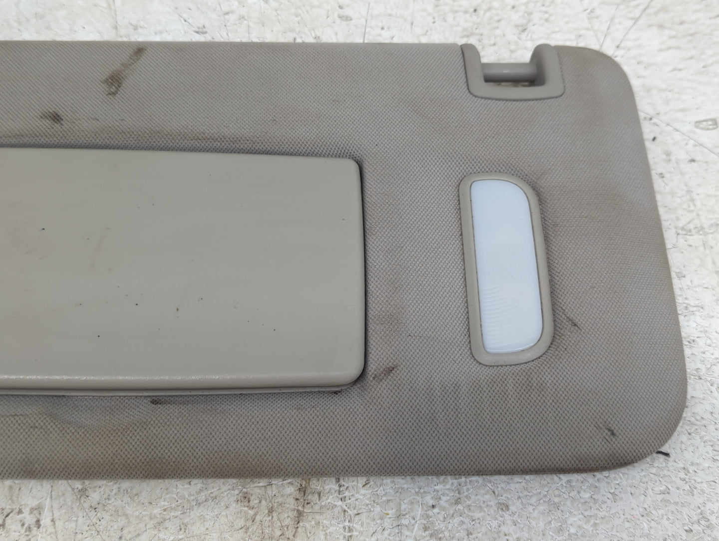 2015 Chevrolet Traverse Sun Visor Shade Replacement Driver Left Mirror Fits OEM Used Auto Parts - Oemusedautoparts1.com