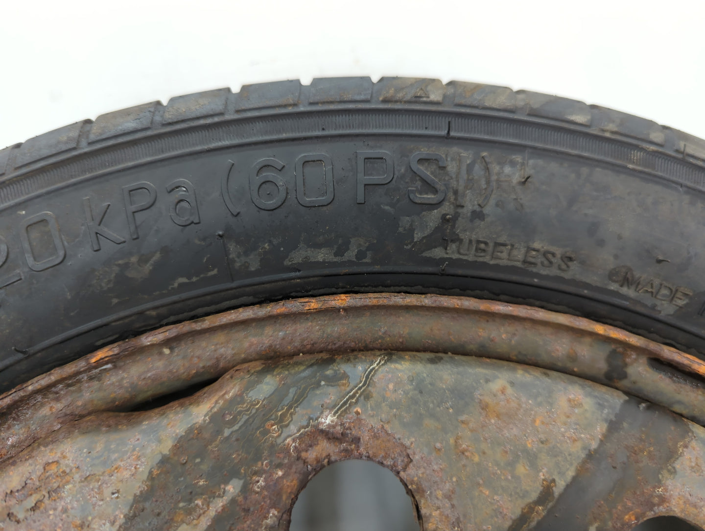 2015-2017 Chevrolet Traverse Spare Donut Tire Wheel Rim Oem - Oemusedautoparts1.com