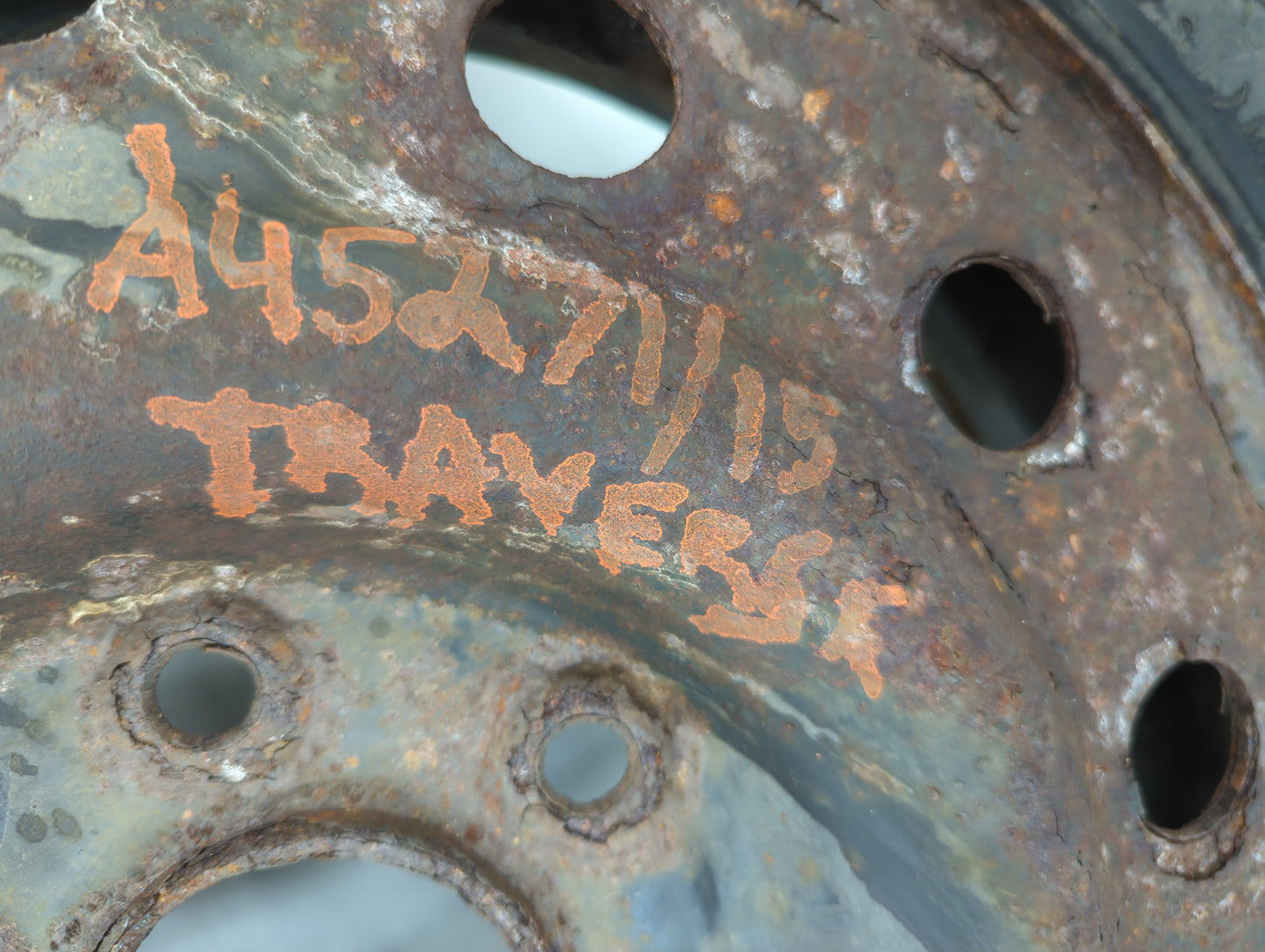 2015-2017 Chevrolet Traverse Spare Donut Tire Wheel Rim Oem - Oemusedautoparts1.com