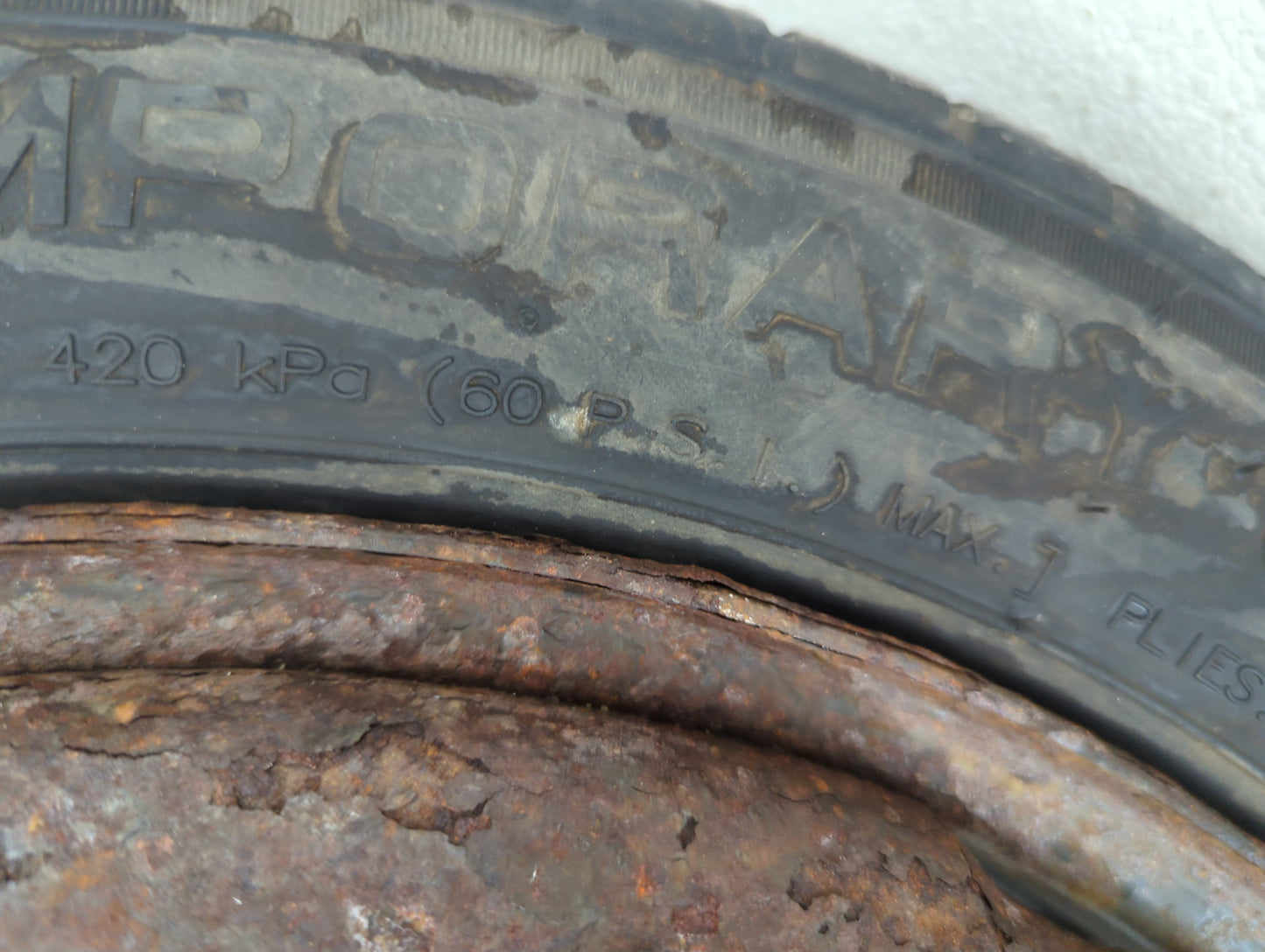 2015-2017 Chevrolet Traverse Spare Donut Tire Wheel Rim Oem - Oemusedautoparts1.com