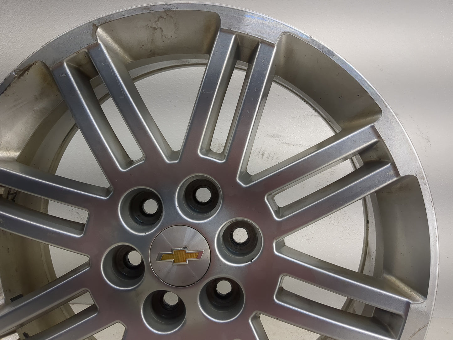 Chevrolet Traverse Oem Wheel Rim - Oemusedautoparts1.com