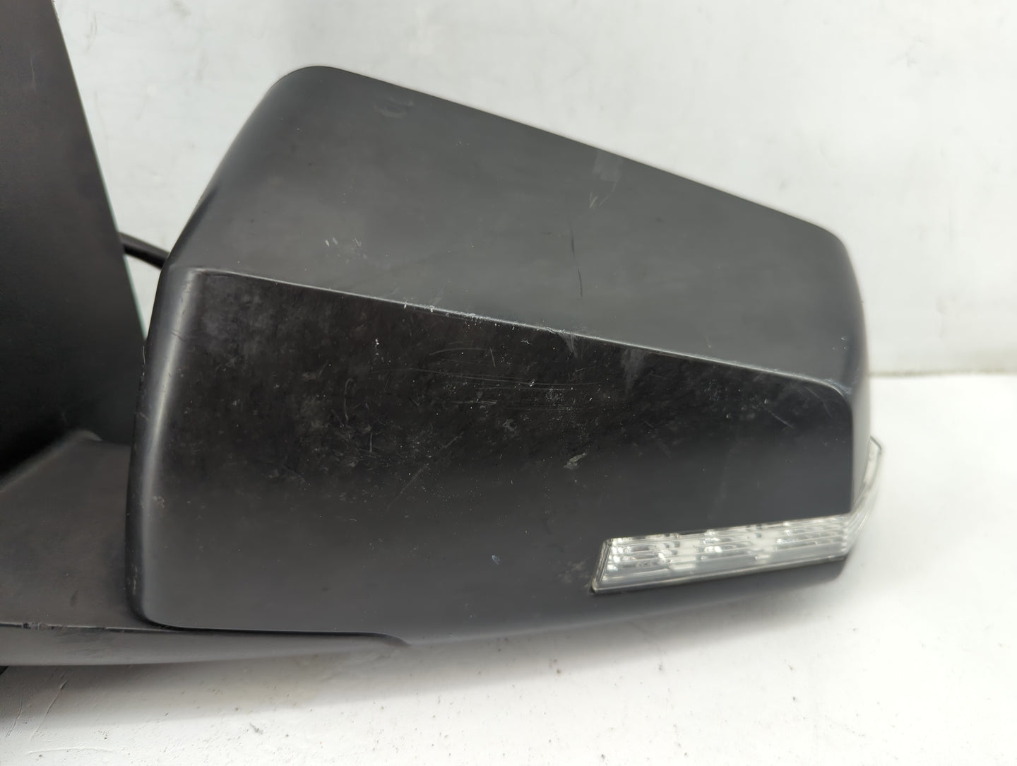 2015-2017 Chevrolet Traverse Driver Side View Mirror - Left Door Mirror OEM Used - Oemusedautoparts1.com