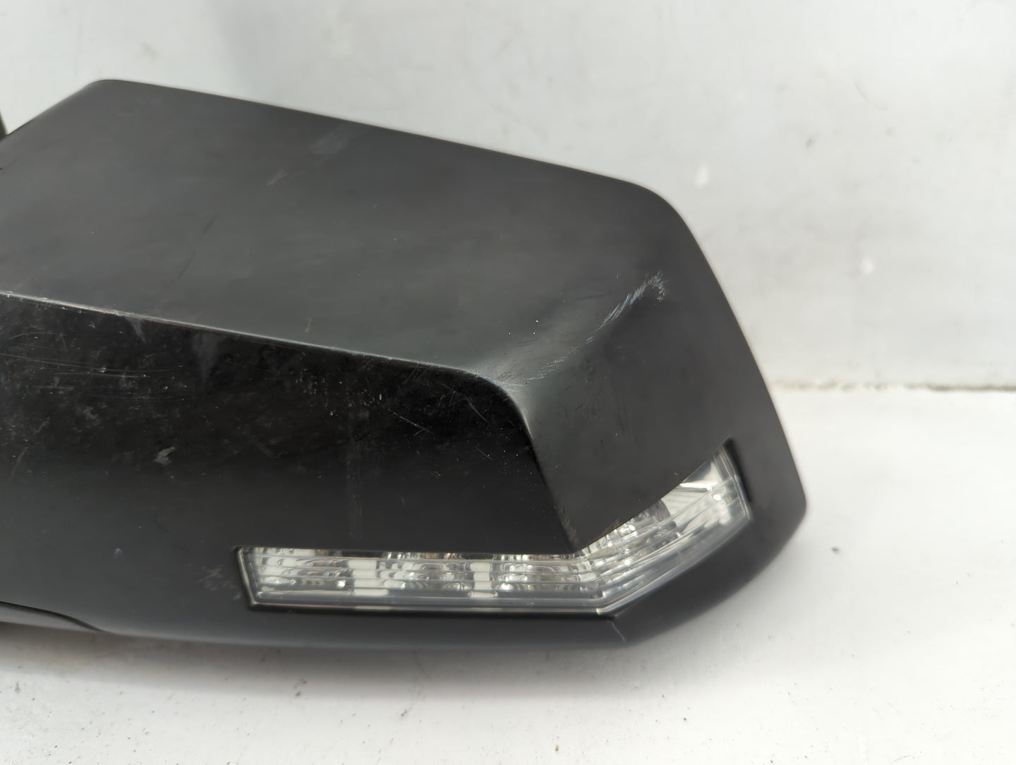 2015-2017 Chevrolet Traverse Driver Side View Mirror - Left Door Mirror OEM Used - Oemusedautoparts1.com