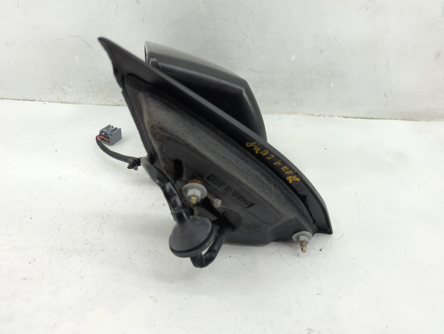2015-2017 Chevrolet Traverse Driver Side View Mirror - Left Door Mirror OEM Used - Oemusedautoparts1.com