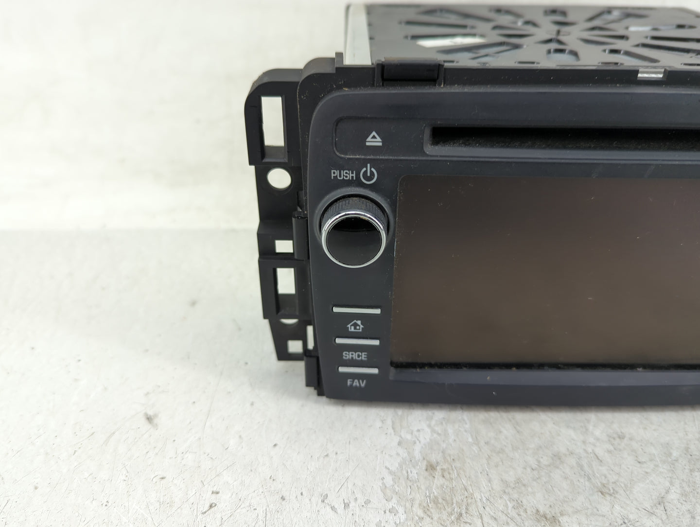 2015 Chevrolet Traverse Radio AM FM Cd Player Receiver Replacement P/N:23278216 Fits OEM Used Auto Parts - Oemusedautoparts1