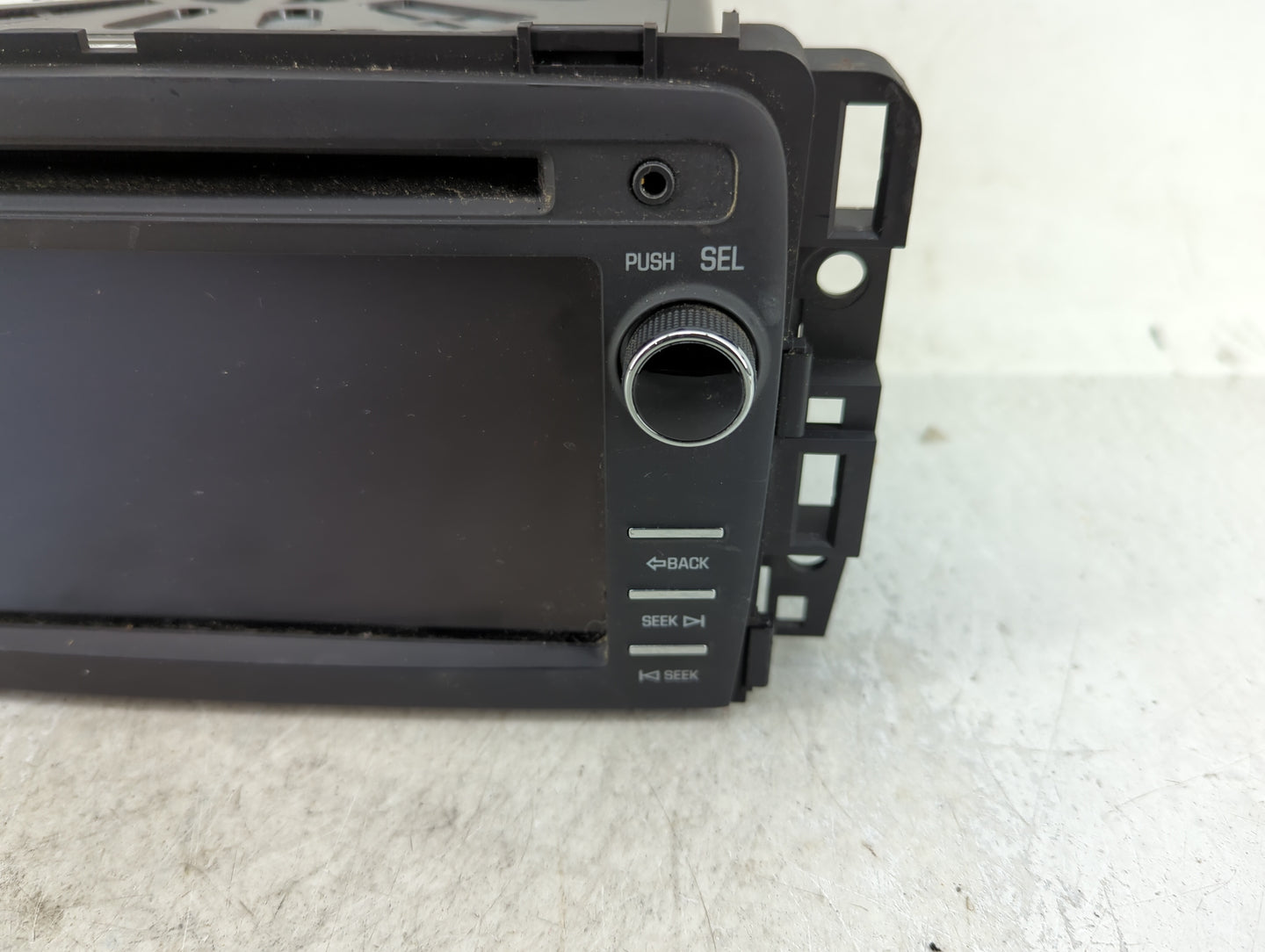 2015 Chevrolet Traverse Radio AM FM Cd Player Receiver Replacement P/N:23278216 Fits OEM Used Auto Parts - Oemusedautoparts1
