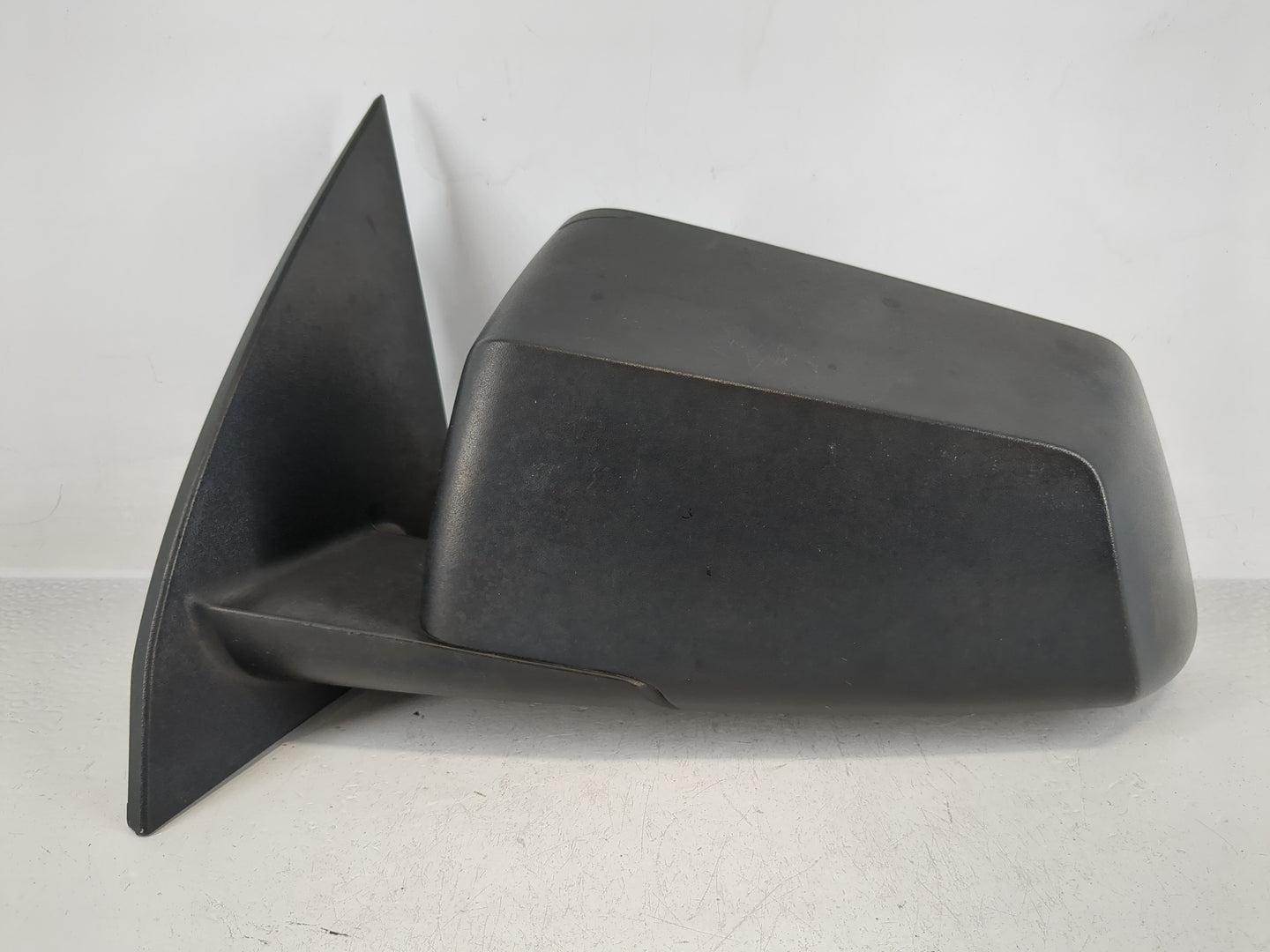 2015-2017 Chevrolet Traverse Driver Side View Mirror - Left Door Mirror OEM Used - Oemusedautoparts1.com