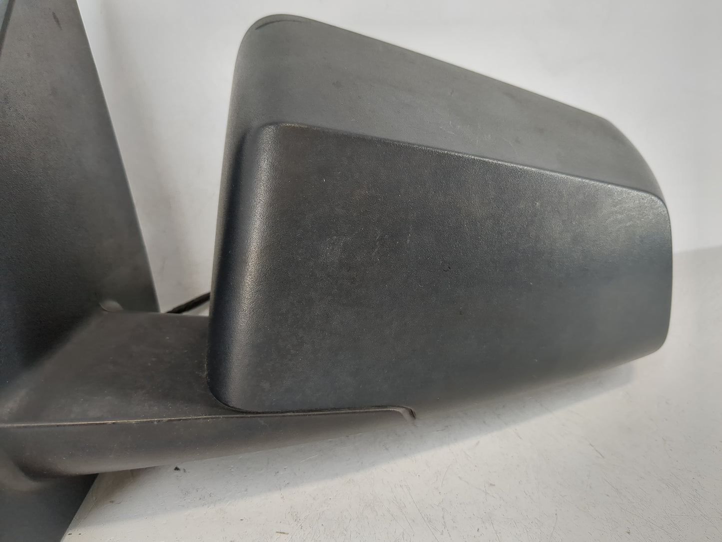 2015-2017 Chevrolet Traverse Driver Side View Mirror - Left Door Mirror OEM Used - Oemusedautoparts1.com