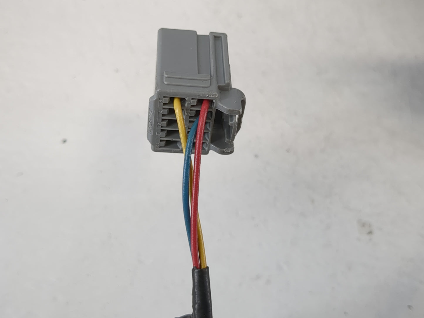 2015-2017 Chevrolet Traverse Driver Side View Mirror - Left Door Mirror OEM Used - Oemusedautoparts1.com