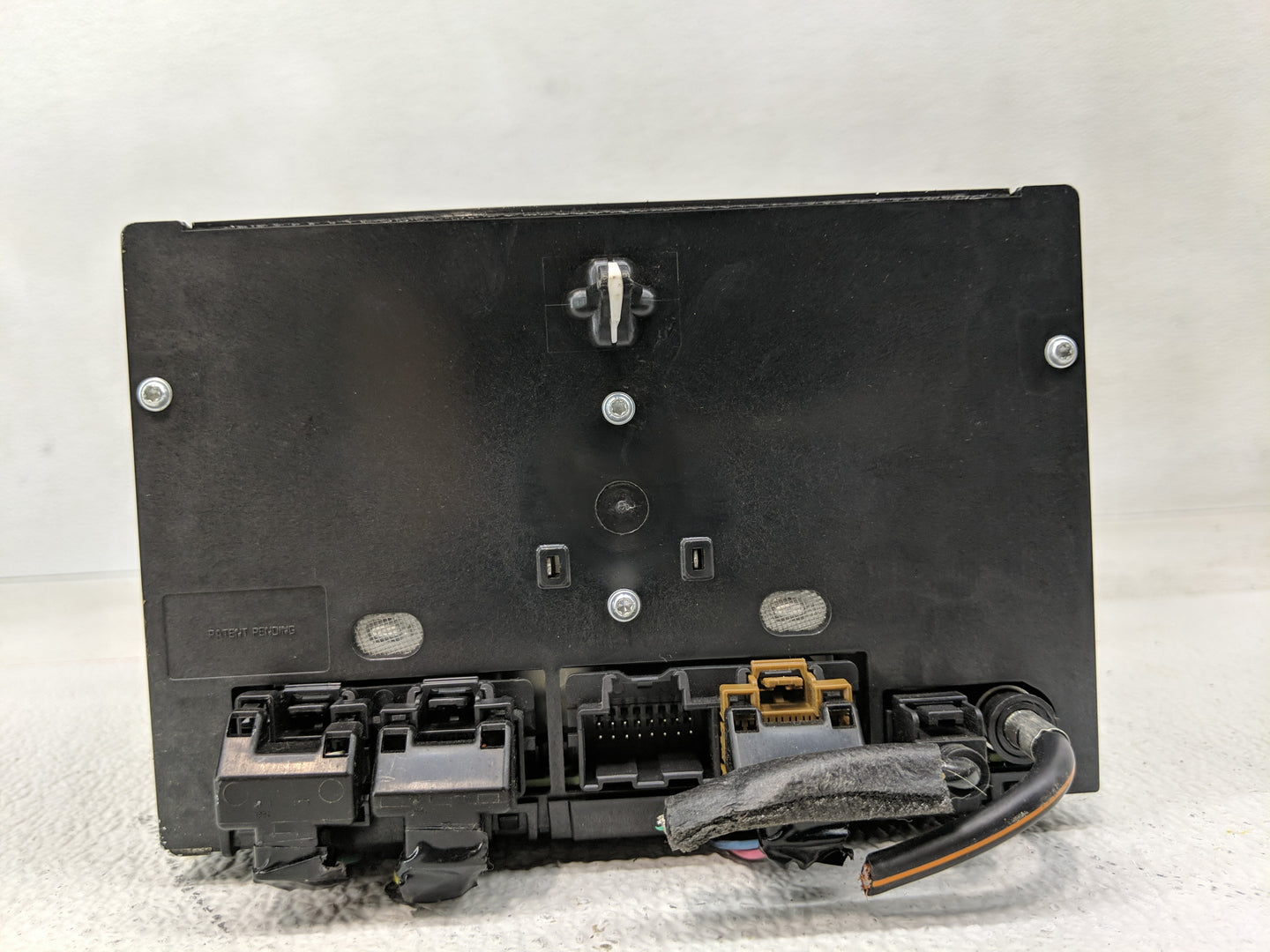 2015 Chevrolet Traverse Radio AM FM Cd Player Receiver Replacement P/N:23205043 Fits OEM Used Auto Parts - Oemusedautoparts1