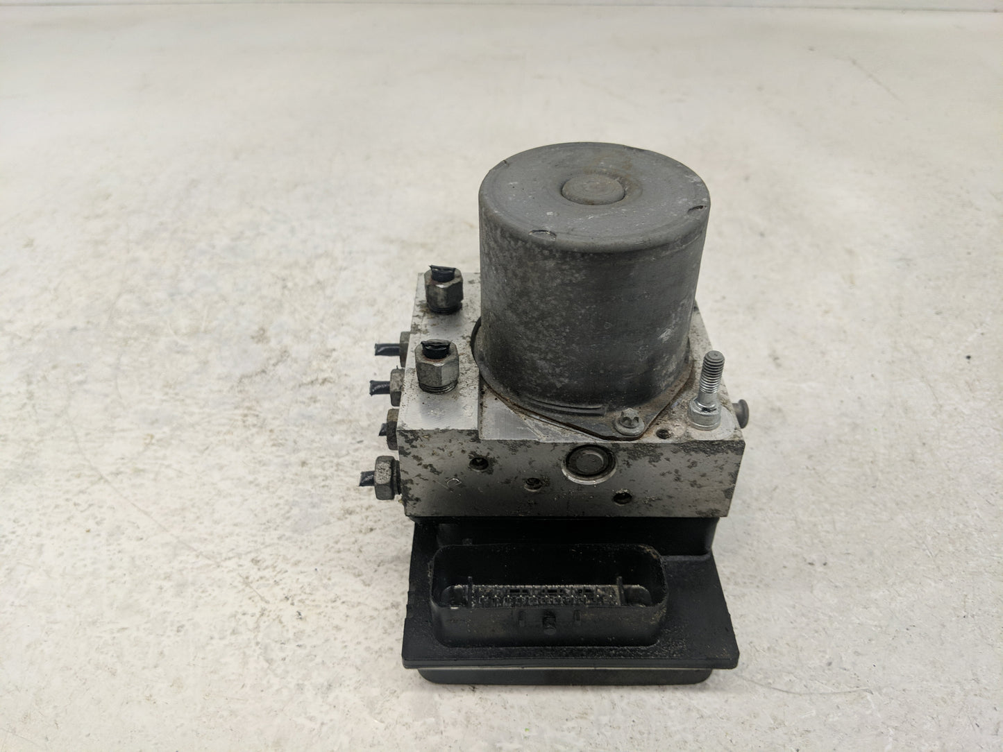 2017 Chevrolet Traverse ABS Pump Control Module Replacement P/N:0 265 952 107 Fits Fits 2012 2013 2014 2015 2016 OEM Used Au