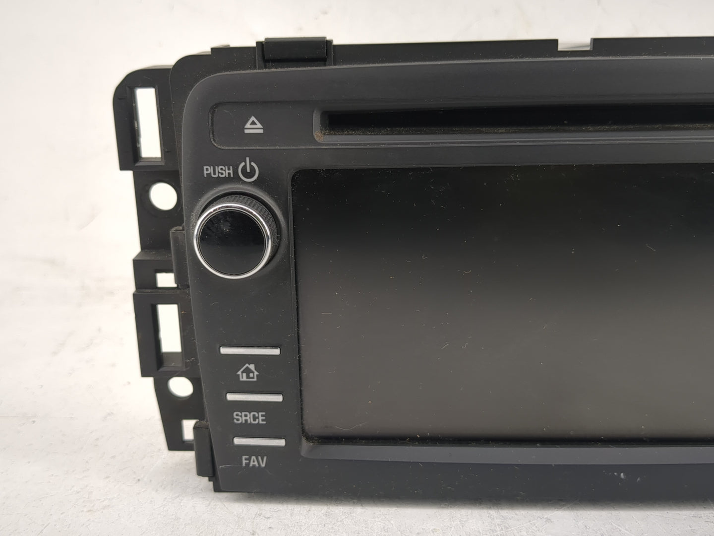 2015 Chevrolet Traverse Radio AM FM Cd Player Receiver Replacement P/N:23205043 Fits OEM Used Auto Parts - Oemusedautoparts1
