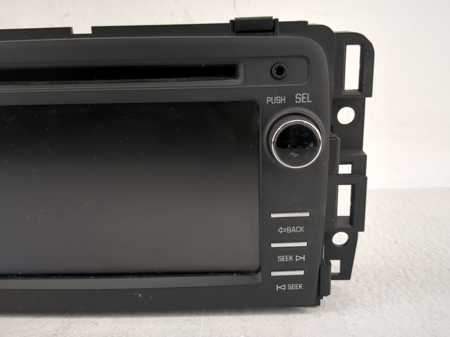 2015 Chevrolet Traverse Radio AM FM Cd Player Receiver Replacement P/N:23205043 Fits OEM Used Auto Parts - Oemusedautoparts1