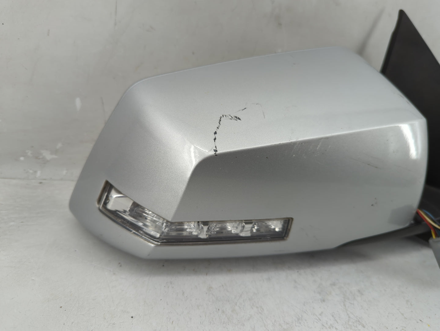 2015-2017 Chevrolet Traverse Passenger Side View Mirror - Right Door Mirror OEM Used - Oemusedautoparts1.com