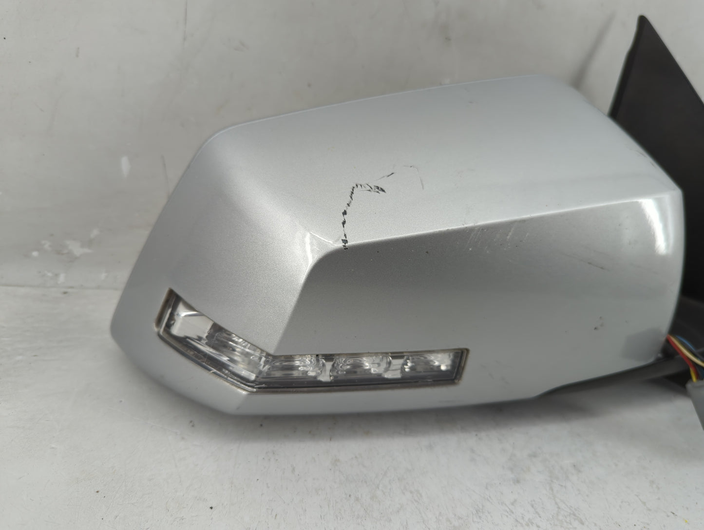 2015-2017 Chevrolet Traverse Passenger Side View Mirror - Right Door Mirror OEM Used - Oemusedautoparts1.com