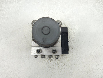 2017 Chevrolet Traverse ABS Pump Control Module Replacement P/N:22893247 0 265 252 455 Fits Fits 2012 2013 2014 2015 2016 OEM Used Auto Parts