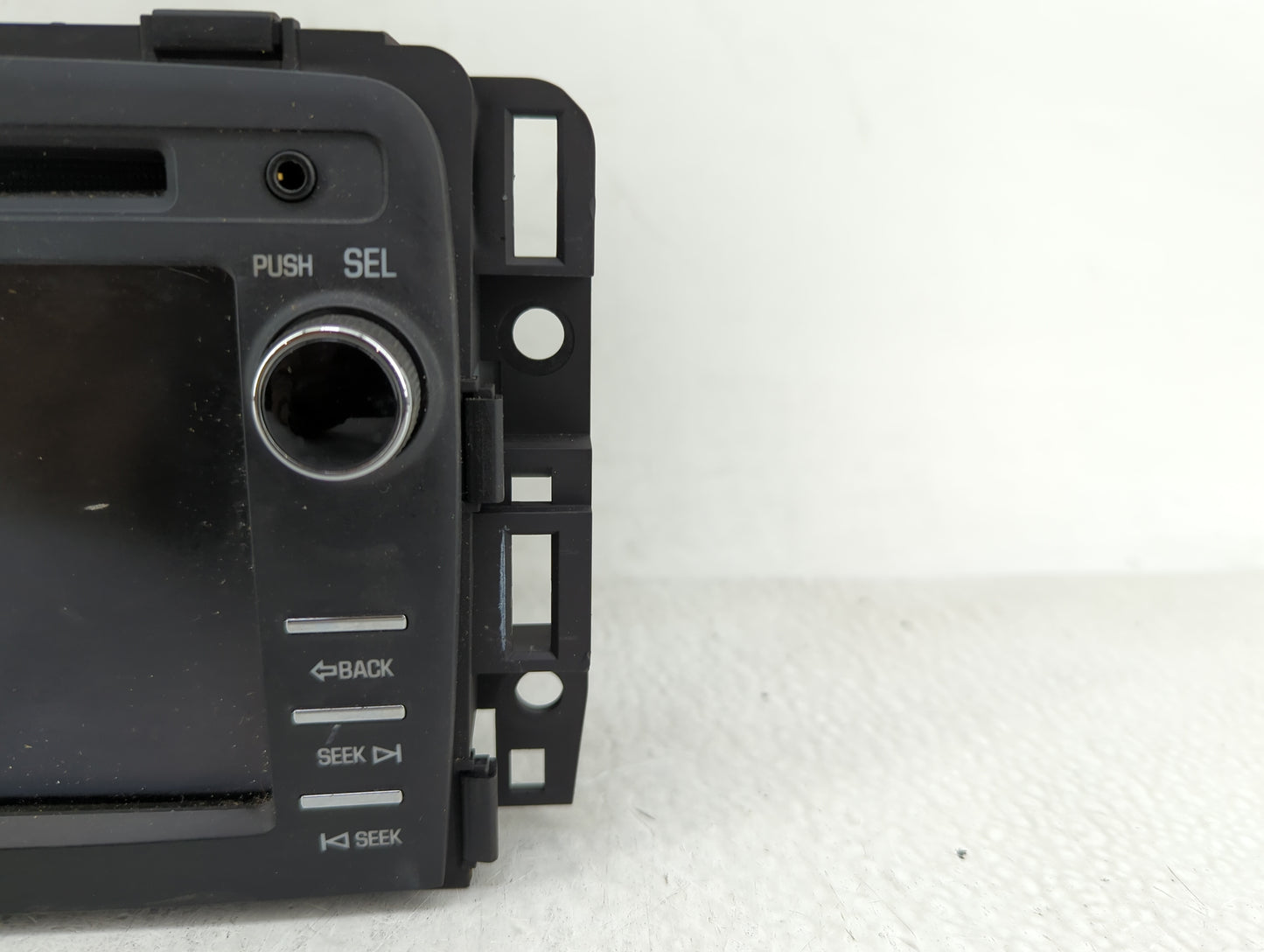 2015 Chevrolet Traverse Radio AM FM Cd Player Receiver Replacement P/N:23459482 Fits OEM Used Auto Parts - Oemusedautoparts1