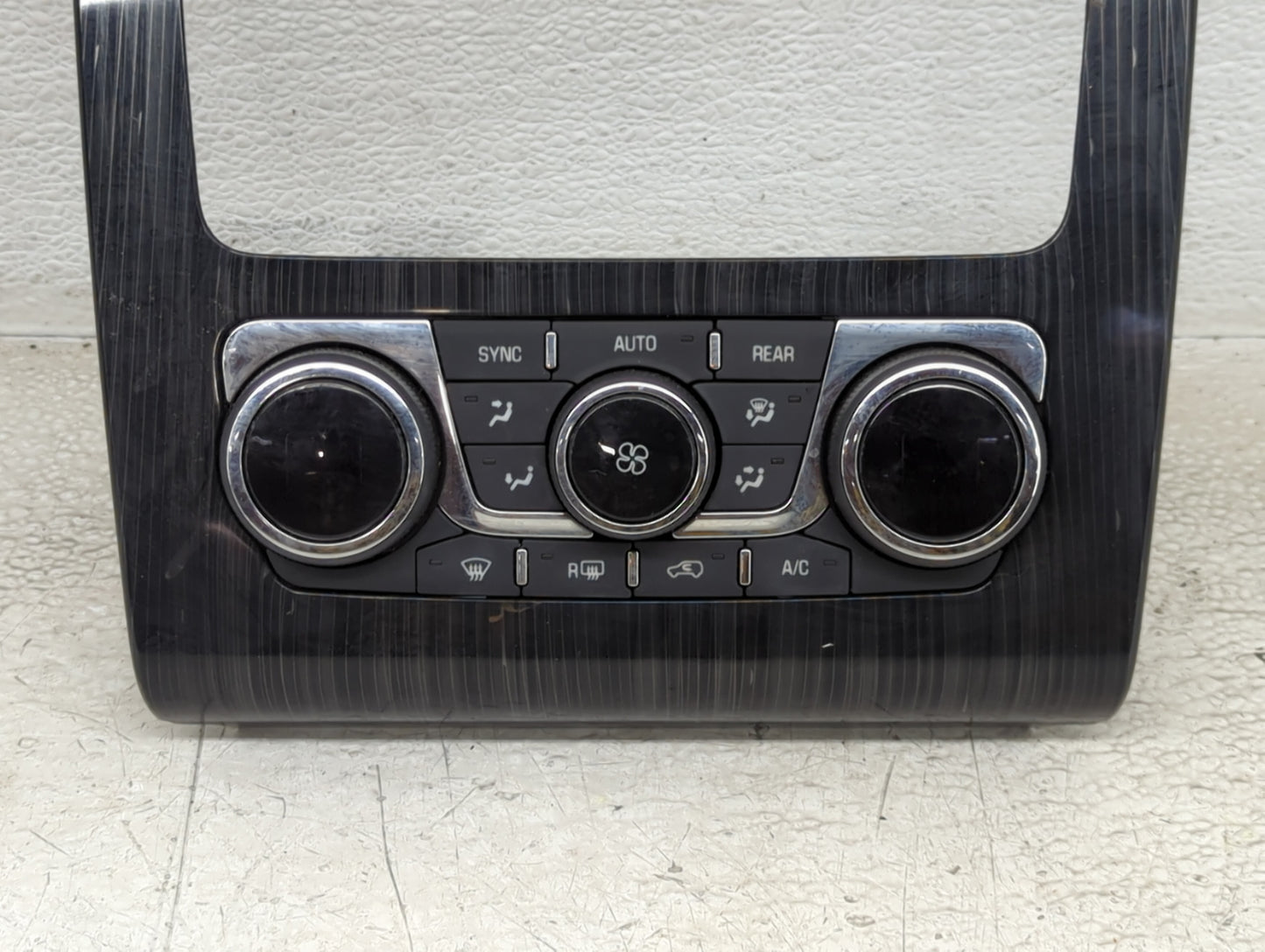 2013-2017 Chevrolet Traverse Climate Control Module Temperature AC/Heater Replacement P/N:147589501 23158333 Fits OEM Used A