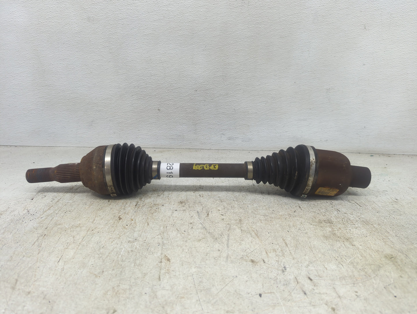 2017-2017 Chevrolet Traverse Axle Shaft Front Passenger Cv C/v 1428199 - Oemusedautoparts1.com