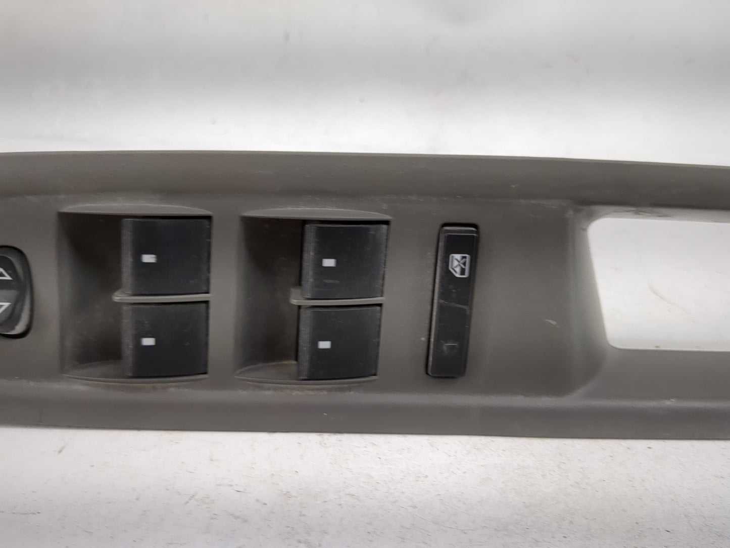 2009-2017 Chevrolet Traverse Master Power Window Switch Replacement Driver Side Left P/N:20945129 SANAD1243B Fits OEM Used A