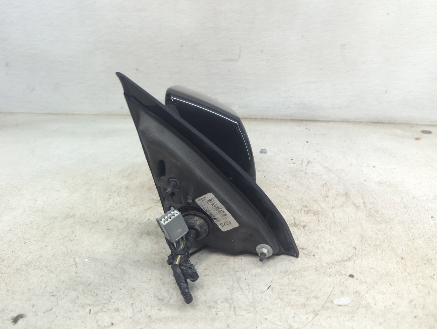 2015-2017 Chevrolet Traverse Driver Side View Mirror - Left Door Mirror OEM Used - Oemusedautoparts1.com