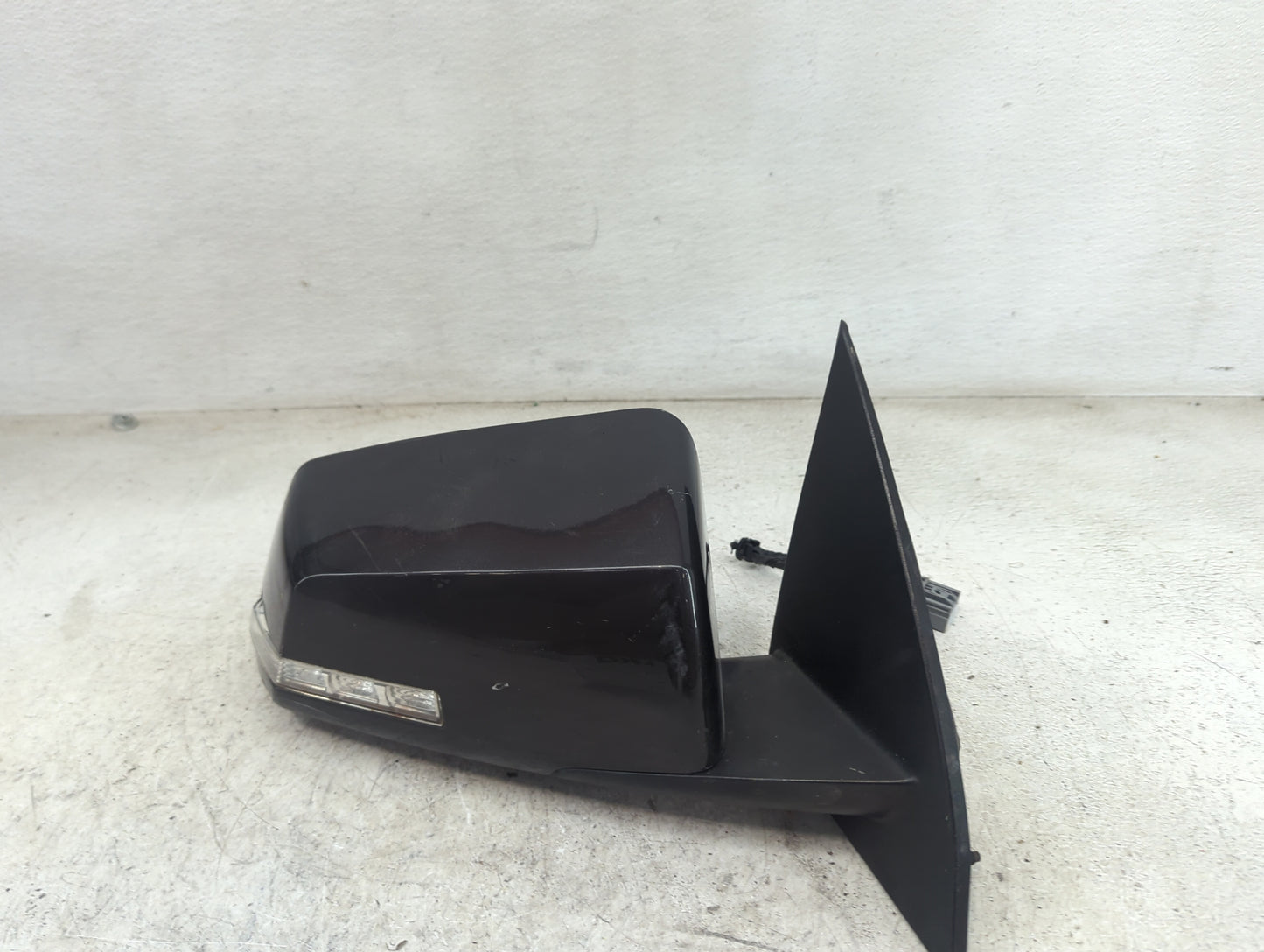 2015-2017 Chevrolet Traverse Passenger Side View Mirror - Right Door Mirror OEM Used - Oemusedautoparts1.com