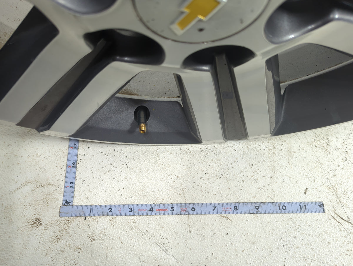 2015 Chevrolet Traverse Oem Wheel Rim 5039551 - Oemusedautoparts1.com