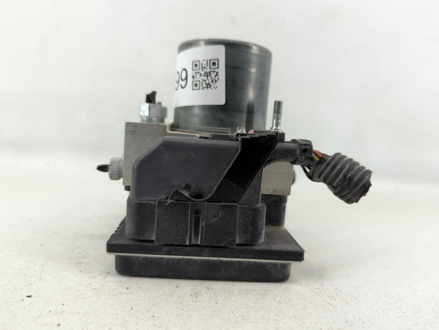 2017 Chevrolet Traverse ABS Pump Control Module Replacement P/N:22893248 Fits Fits 2012 2013 2014 2015 2016 OEM Used Auto Pa