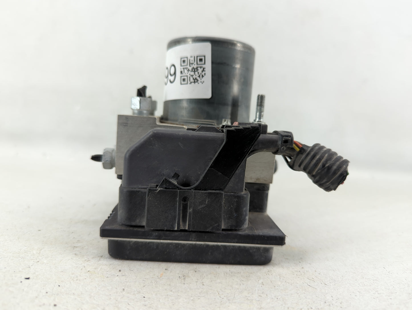 2017 Chevrolet Traverse ABS Pump Control Module Replacement P/N:22893248 Fits Fits 2012 2013 2014 2015 2016 OEM Used Auto Pa