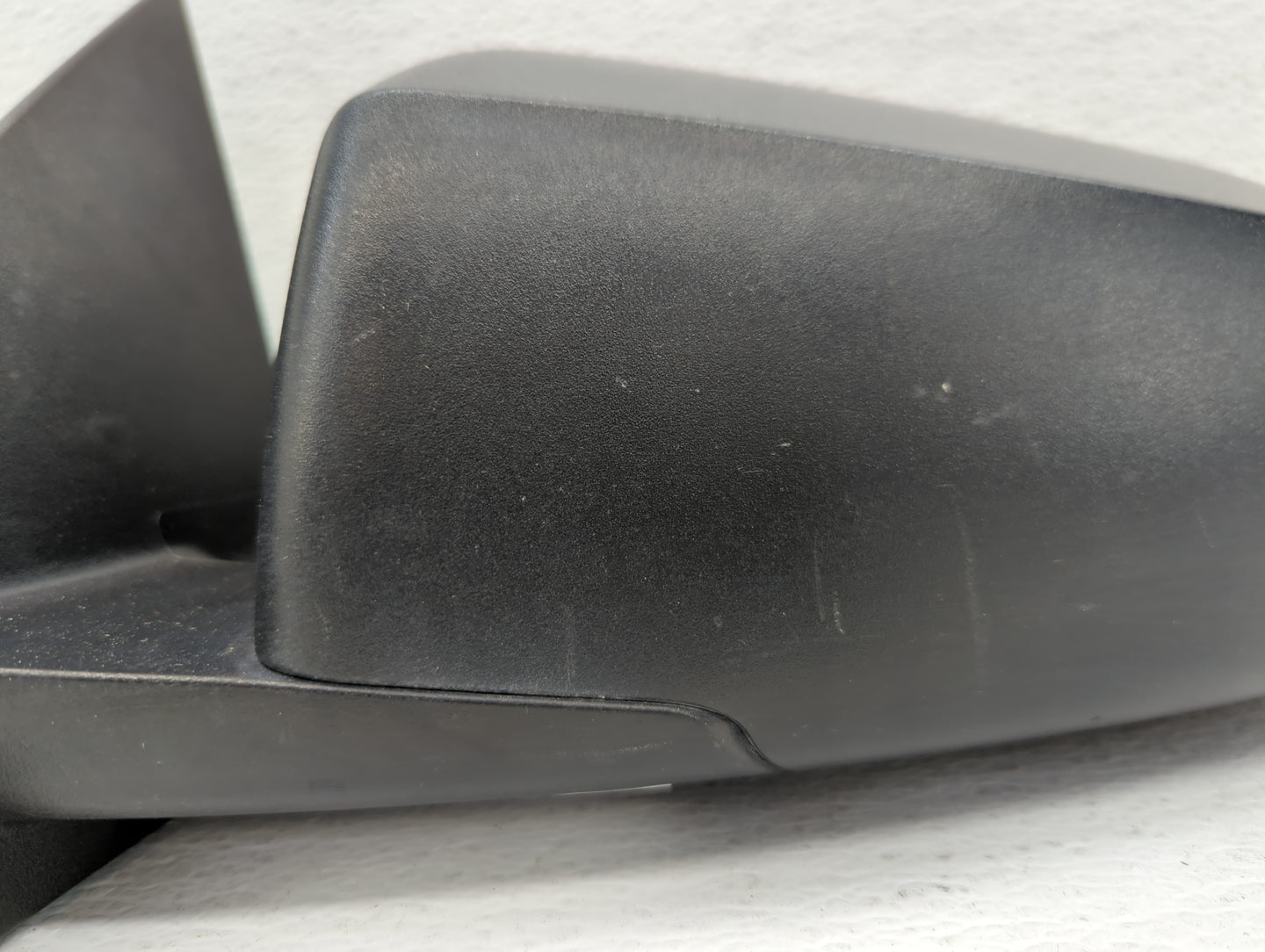 2015-2017 Chevrolet Traverse Driver Side View Mirror - Left Door Mirror OEM Used - Oemusedautoparts1.com