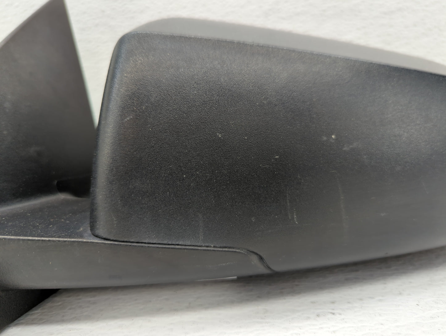 2015-2017 Chevrolet Traverse Driver Side View Mirror - Left Door Mirror OEM Used - Oemusedautoparts1.com
