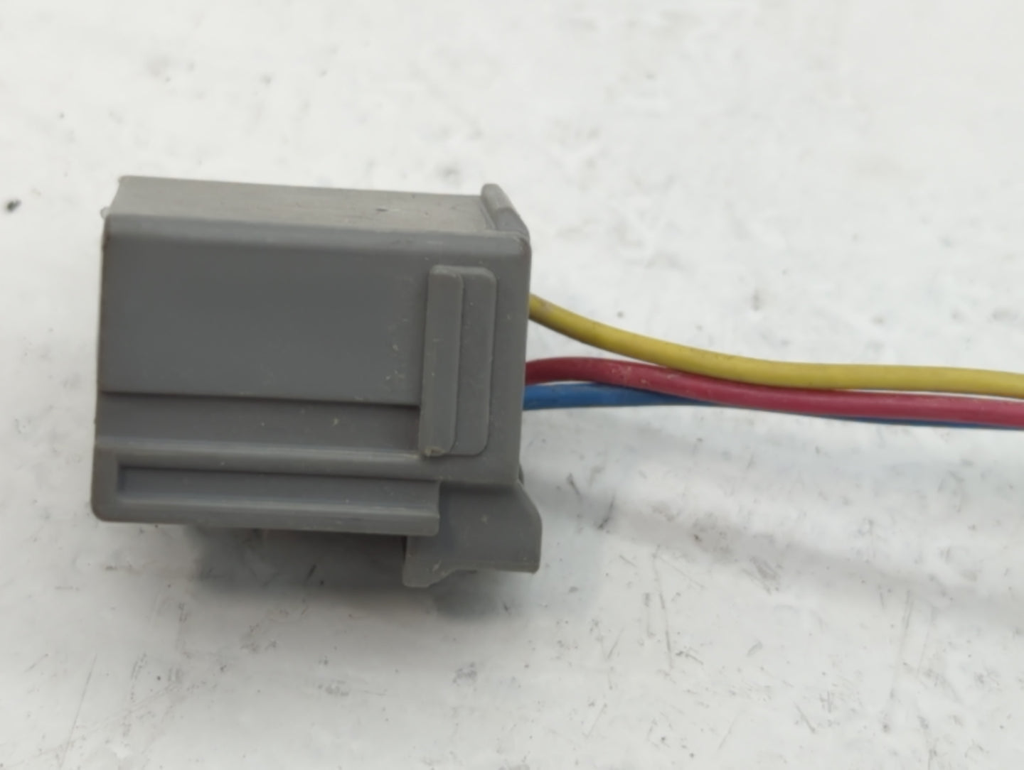 2015-2017 Chevrolet Traverse Driver Side View Mirror - Left Door Mirror OEM Used - Oemusedautoparts1.com