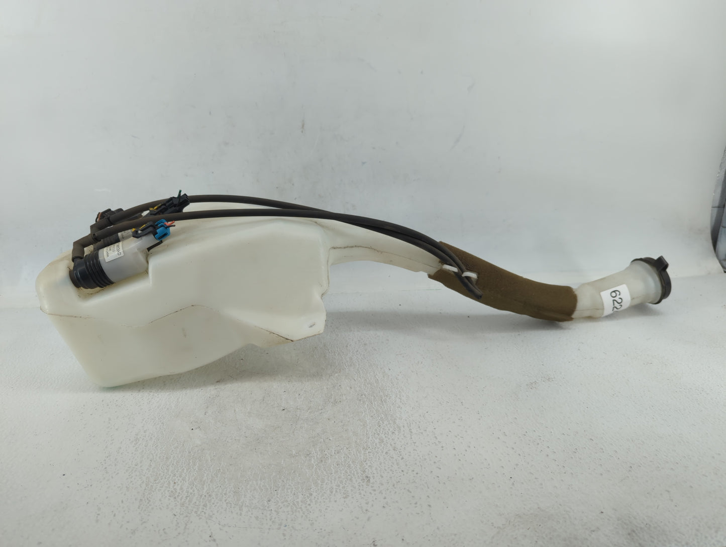 Chevrolet Traverse Windshield Washer Fluid Reservoir Bottle Oem - Oemusedautoparts1.com