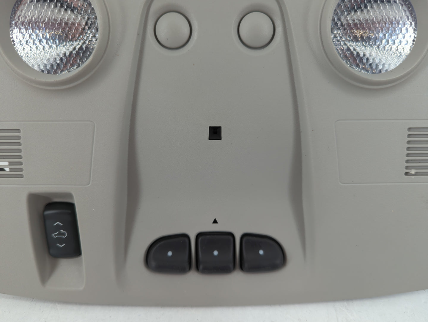 Chevrolet Traverse Overhead Roof Console 623764 - Oemusedautoparts1.com