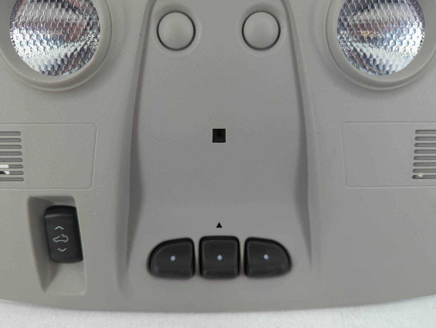 Chevrolet Traverse Overhead Roof Console 623764 - Oemusedautoparts1.com