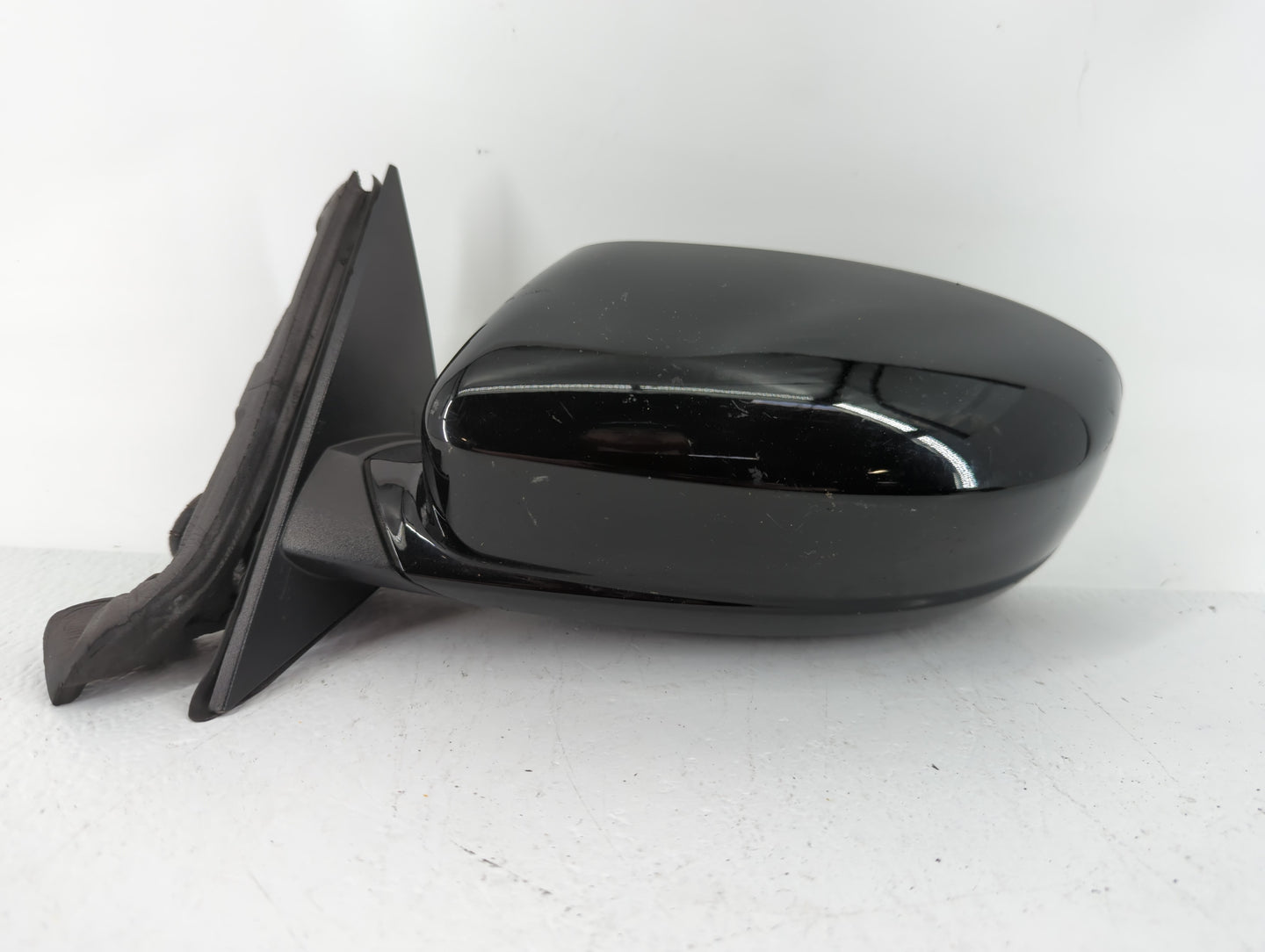 2015-2017 Chevrolet Traverse Driver Side View Mirror - Left Door Mirror OEM Used - Oemusedautoparts1.com