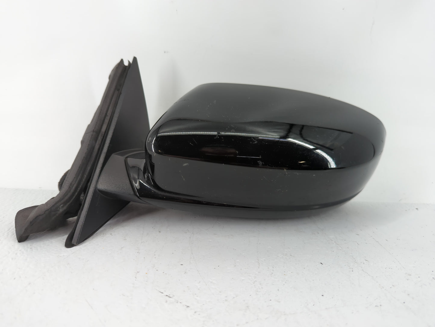 2015-2017 Chevrolet Traverse Driver Side View Mirror - Left Door Mirror OEM Used - Oemusedautoparts1.com